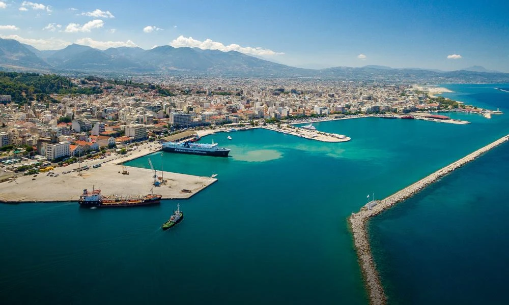 Πάτρα: Νεκρή η γυναίκα που έπεσε στο λιμάνι με το αυτοκίνητο της
